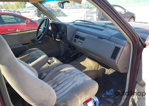 1994 Chevrolet Gmt-400 C1500 z USA, uszkodzony, nr VIN 2GCEC19K3R1250843